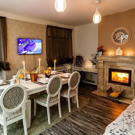 2 Bedroom/2 Bathroom Old Town Apartment Wilna